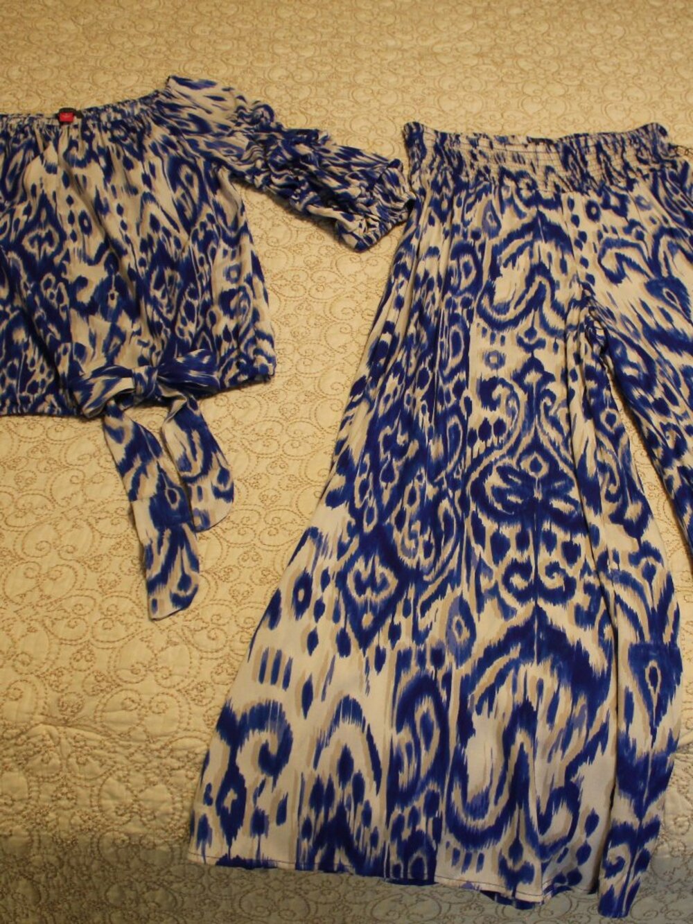 Vince Camuto Wide Leg pants in ikat design Royal Azure Brand New with tags - Picture 10 of 10